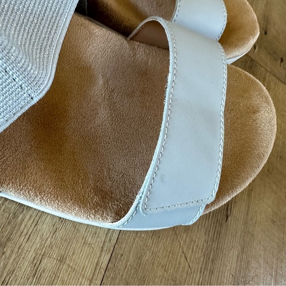 Spenco | Velcro Double Strap Sandals - Picture 4 of 10